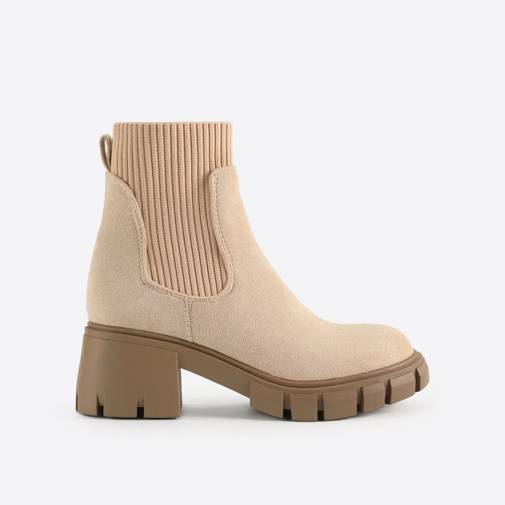 Qiyara™ | Elegant Chelsea Boots